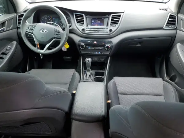 KM8J23A48HU262124 2017 HYUNDAI TUCSON - Image 8