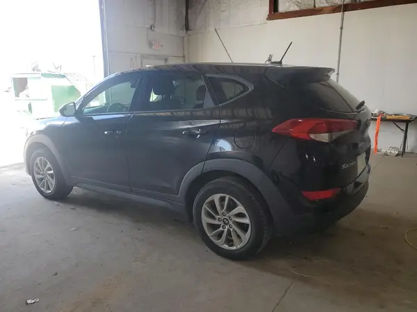 KM8J23A48HU263340 2017 HYUNDAI TUCSON - Image 2