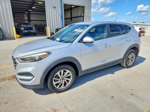 KM8J23A48HU266707 2017 HYUNDAI TUCSON - Image 1