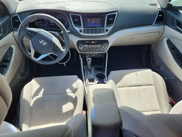 KM8J23A48HU266707 2017 HYUNDAI TUCSON - Image 8