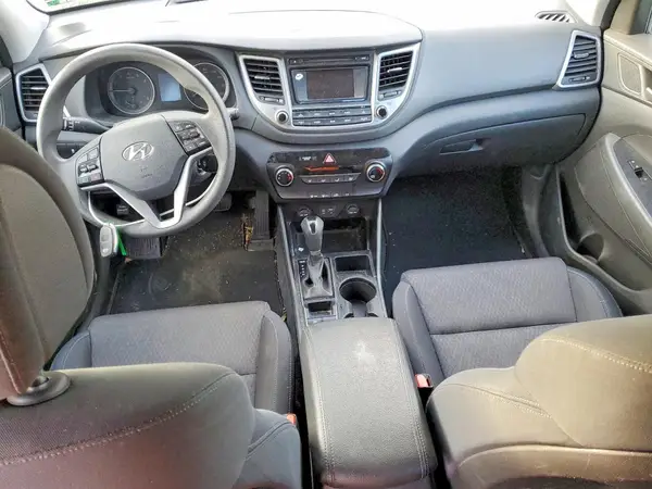 KM8J23A48HU267484 2017 HYUNDAI TUCSON - Image 8