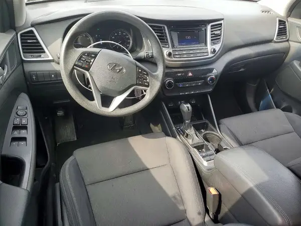 KM8J23A48HU276959 2017 HYUNDAI TUCSON - Image 8