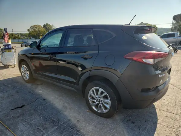 KM8J23A48HU278260 2017 HYUNDAI TUCSON - Image 2