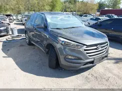 KM8J23A48HU432563 2017 HYUNDAI TUCSON