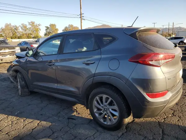 KM8J23A48HU439562 2017 HYUNDAI TUCSON - Image 2