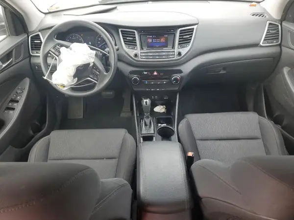 KM8J23A48HU475686 2017 HYUNDAI TUCSON - Image 8