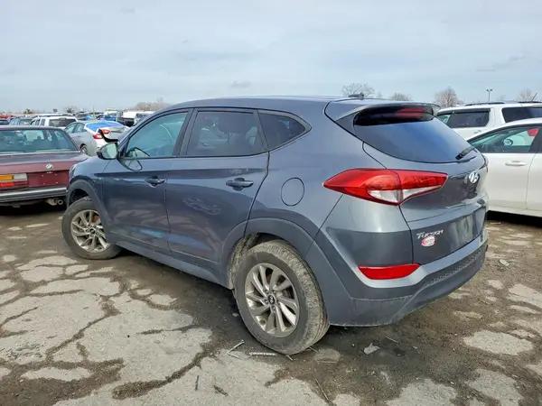 KM8J23A48HU506600 2017 HYUNDAI TUCSON - Image 2