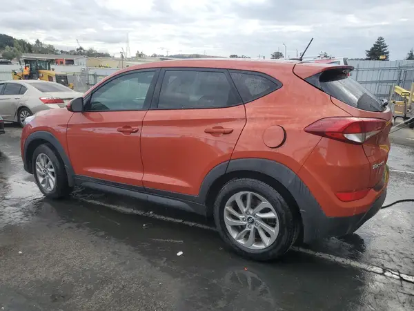 KM8J23A48HU527298 2017 HYUNDAI TUCSON - Image 2