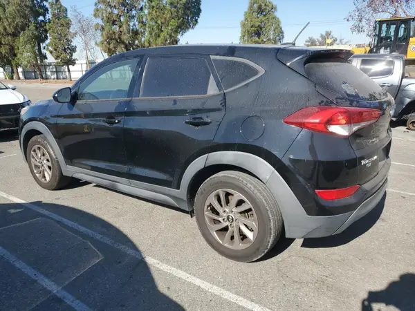 KM8J23A48HU530931 2017 HYUNDAI TUCSON - Image 2