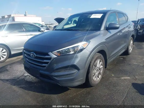 KM8J23A48HU550189 2017 HYUNDAI TUCSON - Image 2