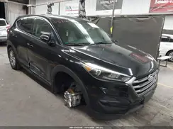 KM8J23A48HU555912 2017 HYUNDAI TUCSON