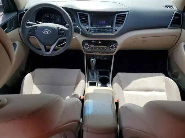 KM8J23A48HU564559 2017 HYUNDAI TUCSON - Image 8