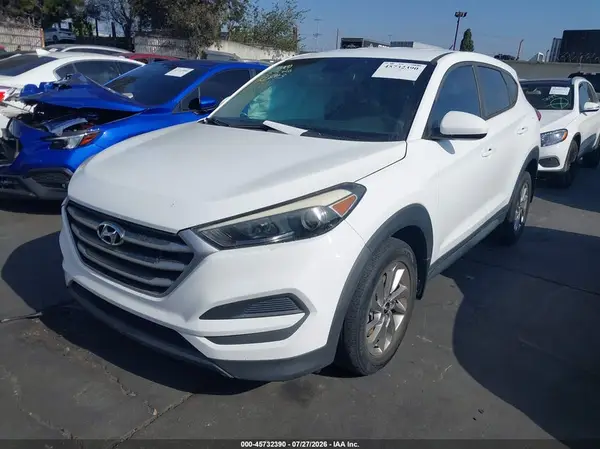 KM8J23A48HU571883 2017 HYUNDAI TUCSON - Image 2