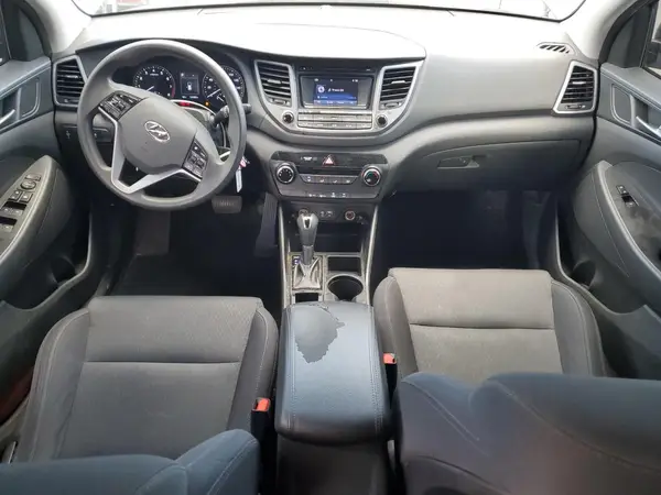 KM8J23A48HU580308 2017 HYUNDAI TUCSON - Image 8