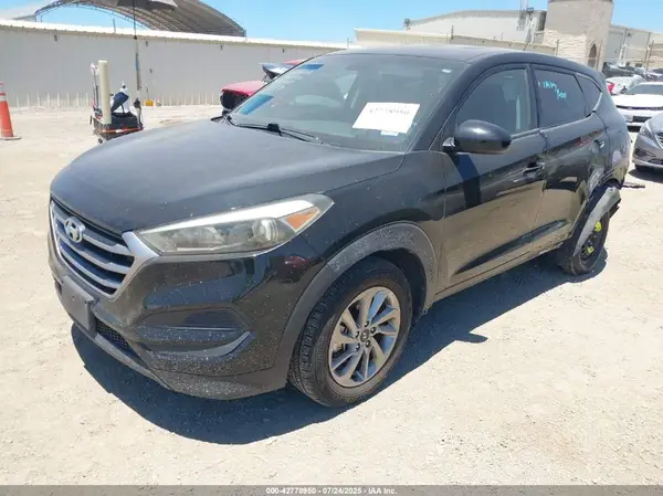 KM8J23A48JU622868 2018 HYUNDAI TUCSON - Image 2