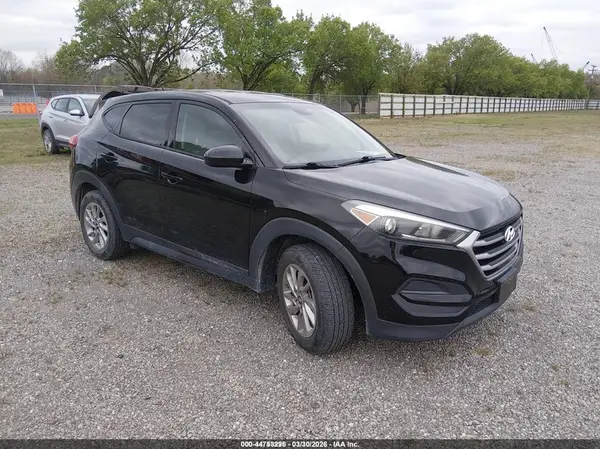 KM8J23A48JU659838 2018 HYUNDAI TUCSON - Image 1