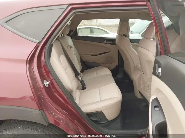 KM8J23A48JU660956 2018 HYUNDAI TUCSON - Image 8