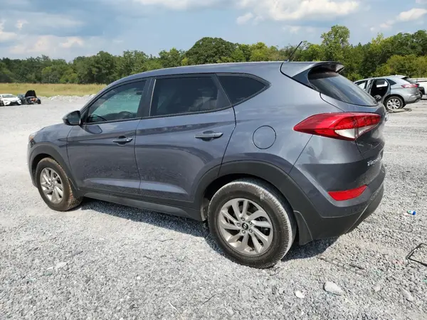 KM8J23A48JU668166 2018 HYUNDAI TUCSON - Image 2