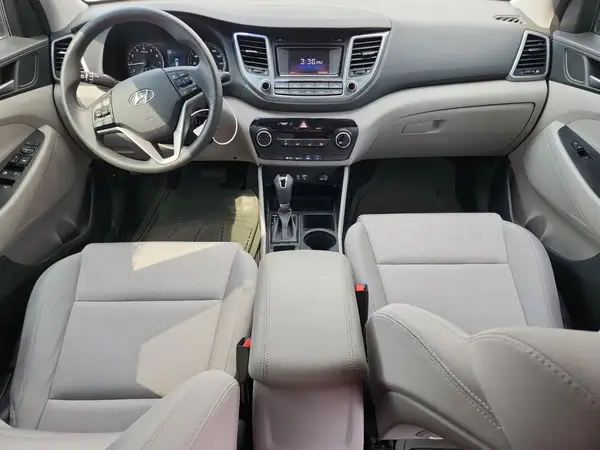 KM8J23A48JU668166 2018 HYUNDAI TUCSON - Image 8