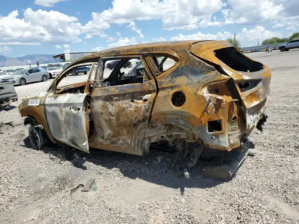 KM8J23A48JU670760 2018 HYUNDAI TUCSON - Image 2