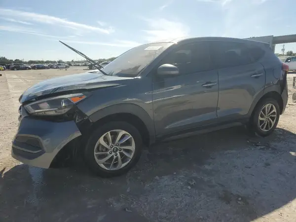 KM8J23A48JU695366 2018 HYUNDAI TUCSON - Image 1