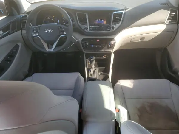 KM8J23A48JU695366 2018 HYUNDAI TUCSON - Image 8