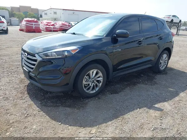KM8J23A48JU698557 2018 HYUNDAI TUCSON - Image 2
