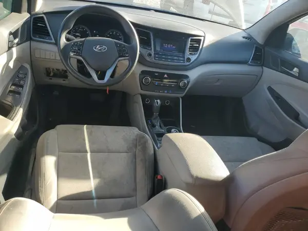 KM8J23A48JU733338 2018 HYUNDAI TUCSON - Image 8