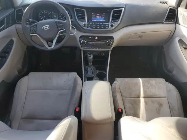 KM8J23A48JU767036 2018 HYUNDAI TUCSON - Image 8