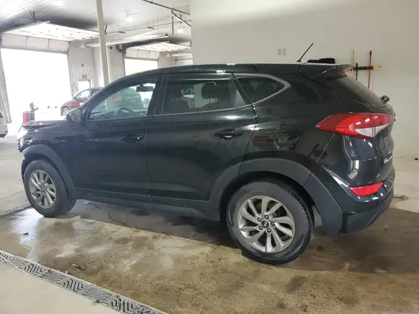 KM8J23A48JU767604 2018 HYUNDAI TUCSON - Image 2