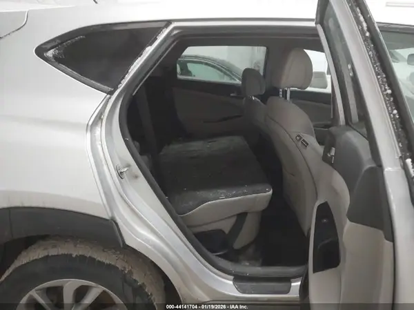 KM8J23A48JU820298 2018 HYUNDAI TUCSON - Image 8