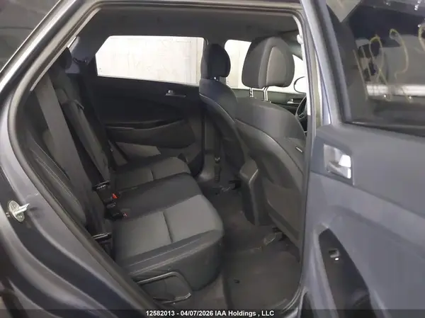 KM8J23A48JU825811 2018 HYUNDAI TUCSON - Image 8