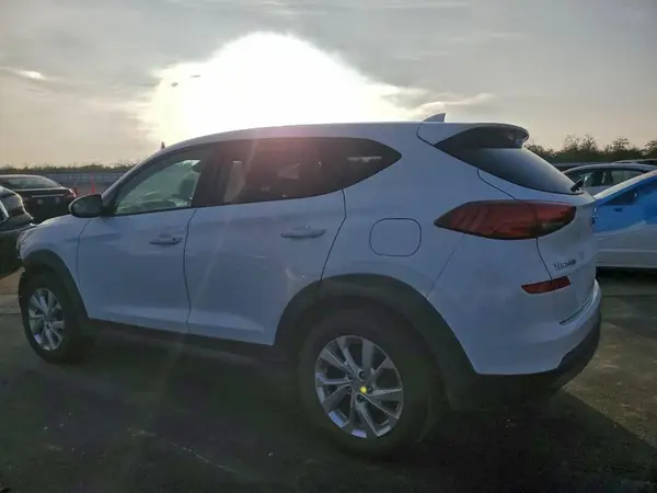 KM8J23A48KU017718 2019 HYUNDAI TUCSON - Image 2