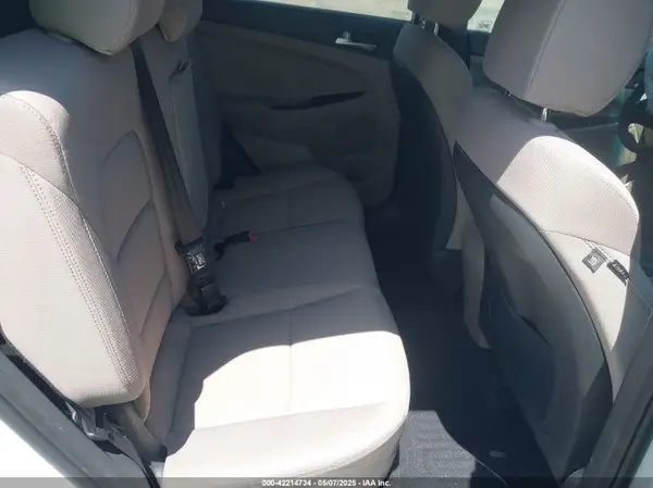 KM8J23A48KU055515 2019 HYUNDAI TUCSON - Image 8