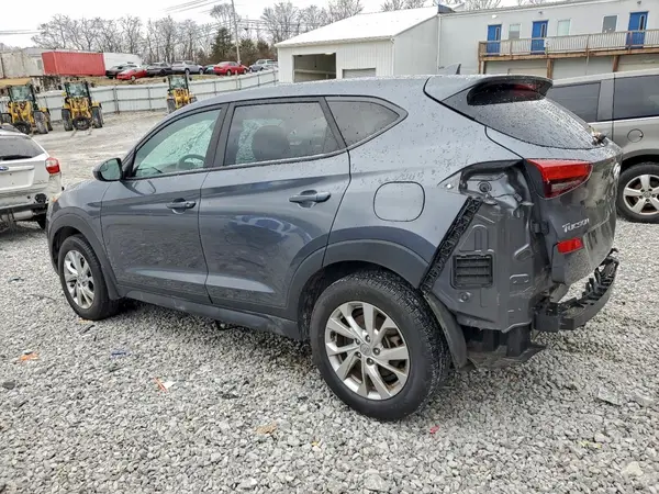 KM8J23A48KU840195 2019 HYUNDAI TUCSON - Image 2