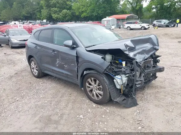 KM8J23A48KU843713 2019 HYUNDAI TUCSON - Image 1