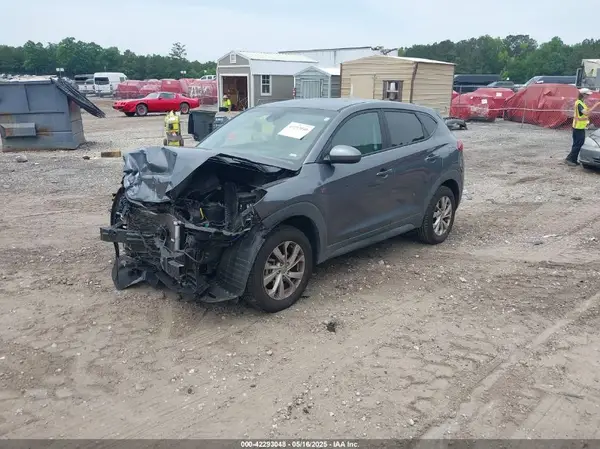 KM8J23A48KU843713 2019 HYUNDAI TUCSON - Image 2