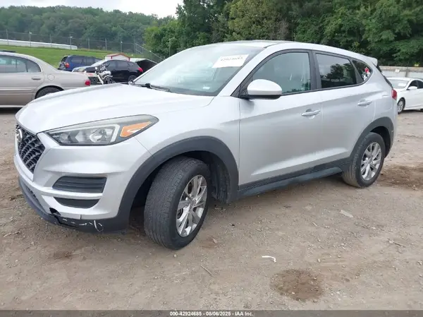 KM8J23A48KU843887 2019 HYUNDAI TUCSON - Image 2