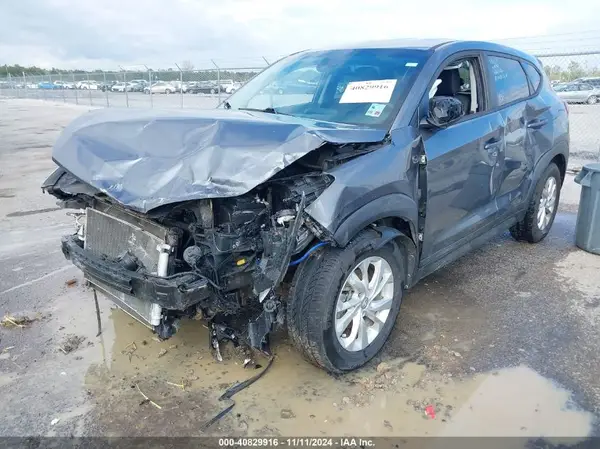KM8J23A48KU858163 2019 HYUNDAI TUCSON - Image 2