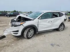 KM8J23A48KU858597 2019 HYUNDAI TUCSON