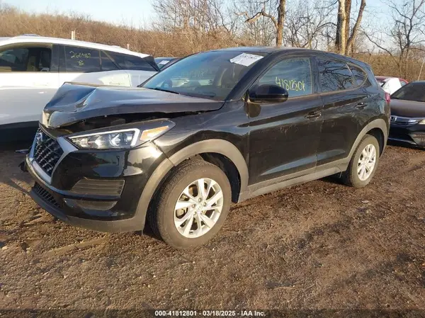 KM8J23A48KU874184 2019 HYUNDAI TUCSON - Image 2