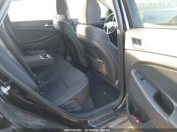 KM8J23A48KU874184 2019 HYUNDAI TUCSON - Image 8