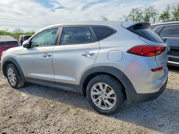 KM8J23A48KU877389 2019 HYUNDAI TUCSON - Image 2
