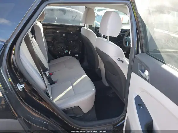 KM8J23A48KU907488 2019 HYUNDAI TUCSON - Image 8