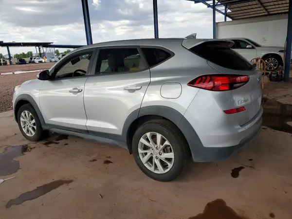 KM8J23A48KU927952 2019 HYUNDAI TUCSON - Image 2