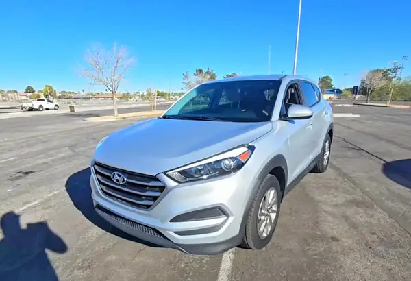 KM8J23A48KU949269 2019 HYUNDAI TUCSON - Image 2