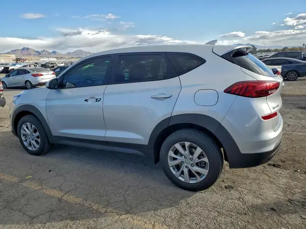 KM8J23A48KU972583 2019 HYUNDAI TUCSON - Image 2