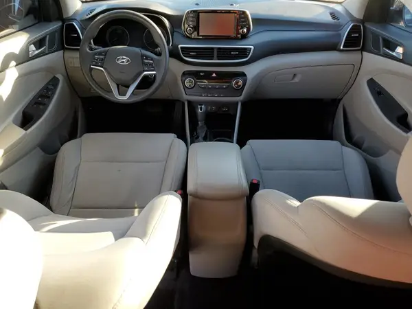 KM8J23A48LU082327 2020 HYUNDAI TUCSON - Image 8