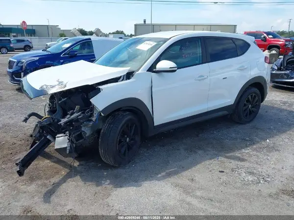 KM8J23A48LU099533 2020 HYUNDAI TUCSON - Image 2