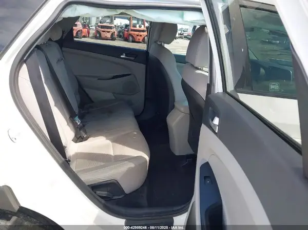 KM8J23A48LU099533 2020 HYUNDAI TUCSON - Image 8
